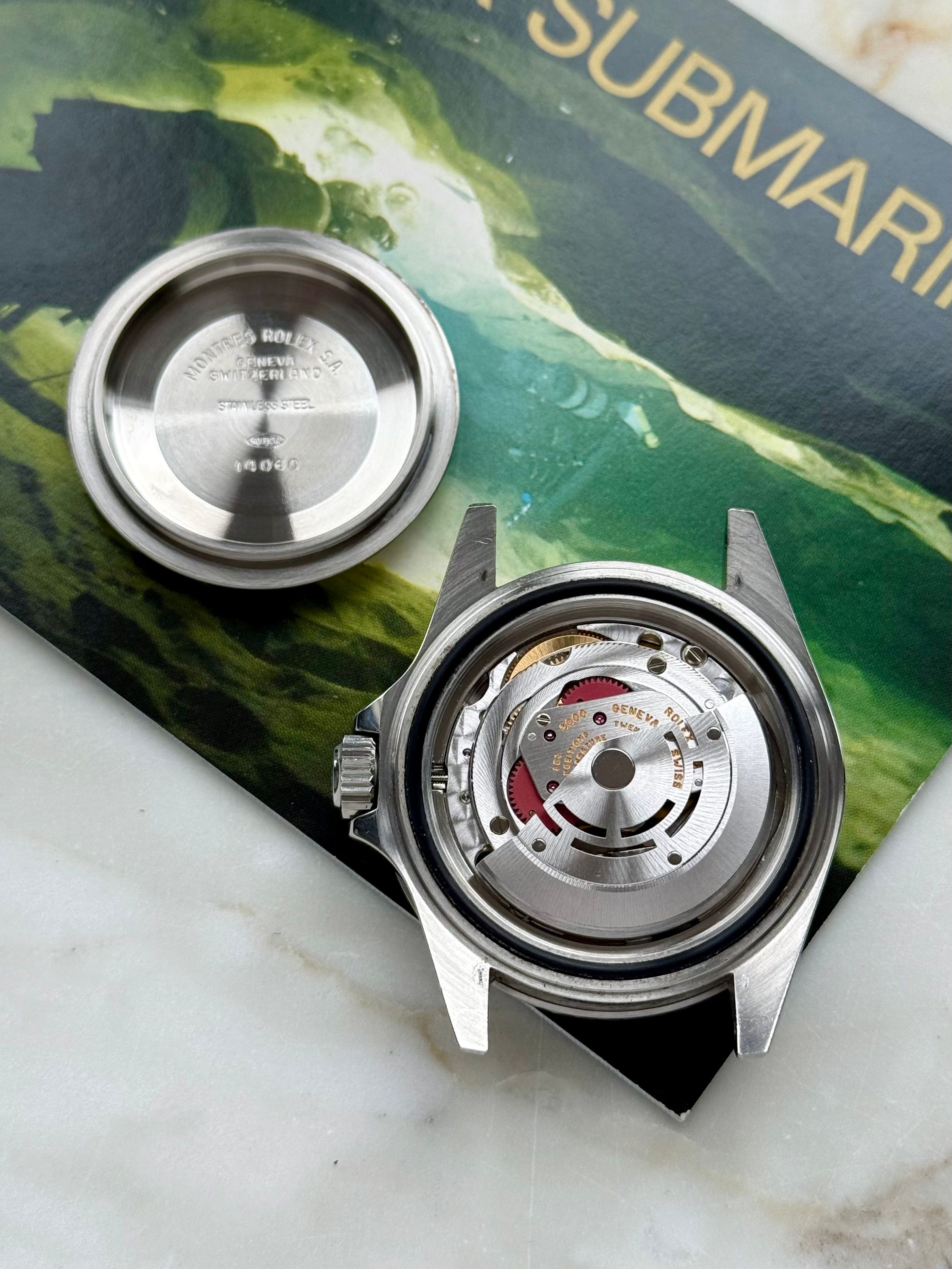 Rolex Submariner 14060 Black 1993 with original box and papers 2