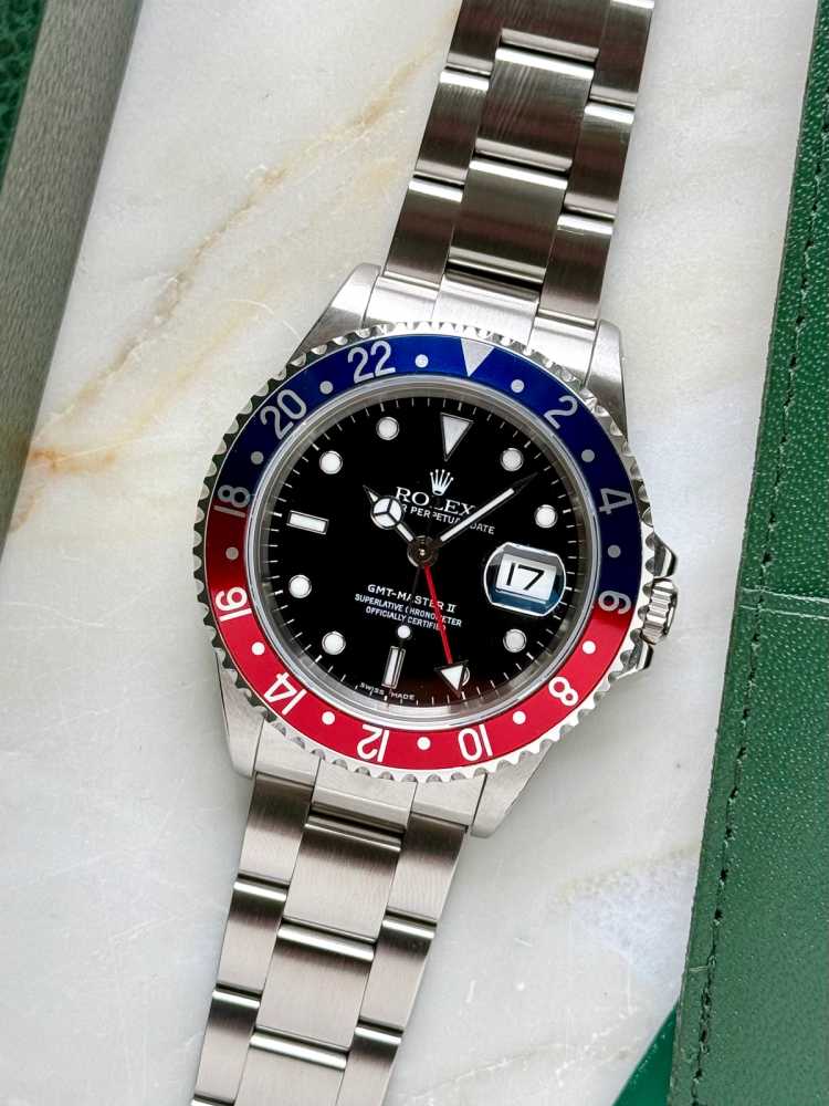 Featured image for Rolex GMT-Master II "Pepsi" 16710 Black 2000 with original box and papers 2