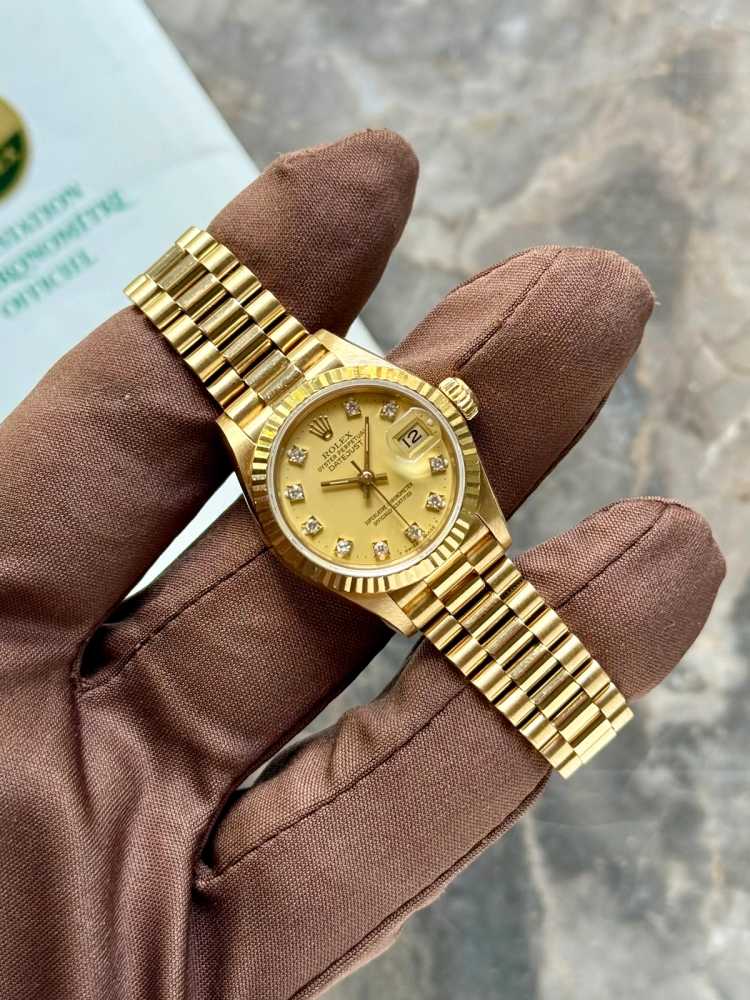 Wrist shot image for Rolex Lady-Datejust "Diamond" 69178 Gold 1987 with original box and papers 2