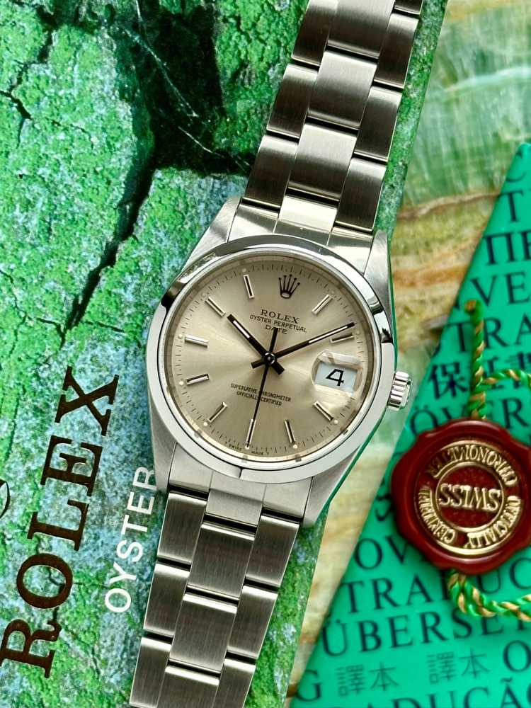Featured image for Rolex Oyster Perpetual Date 15200 Silver 1990 with original box and papers