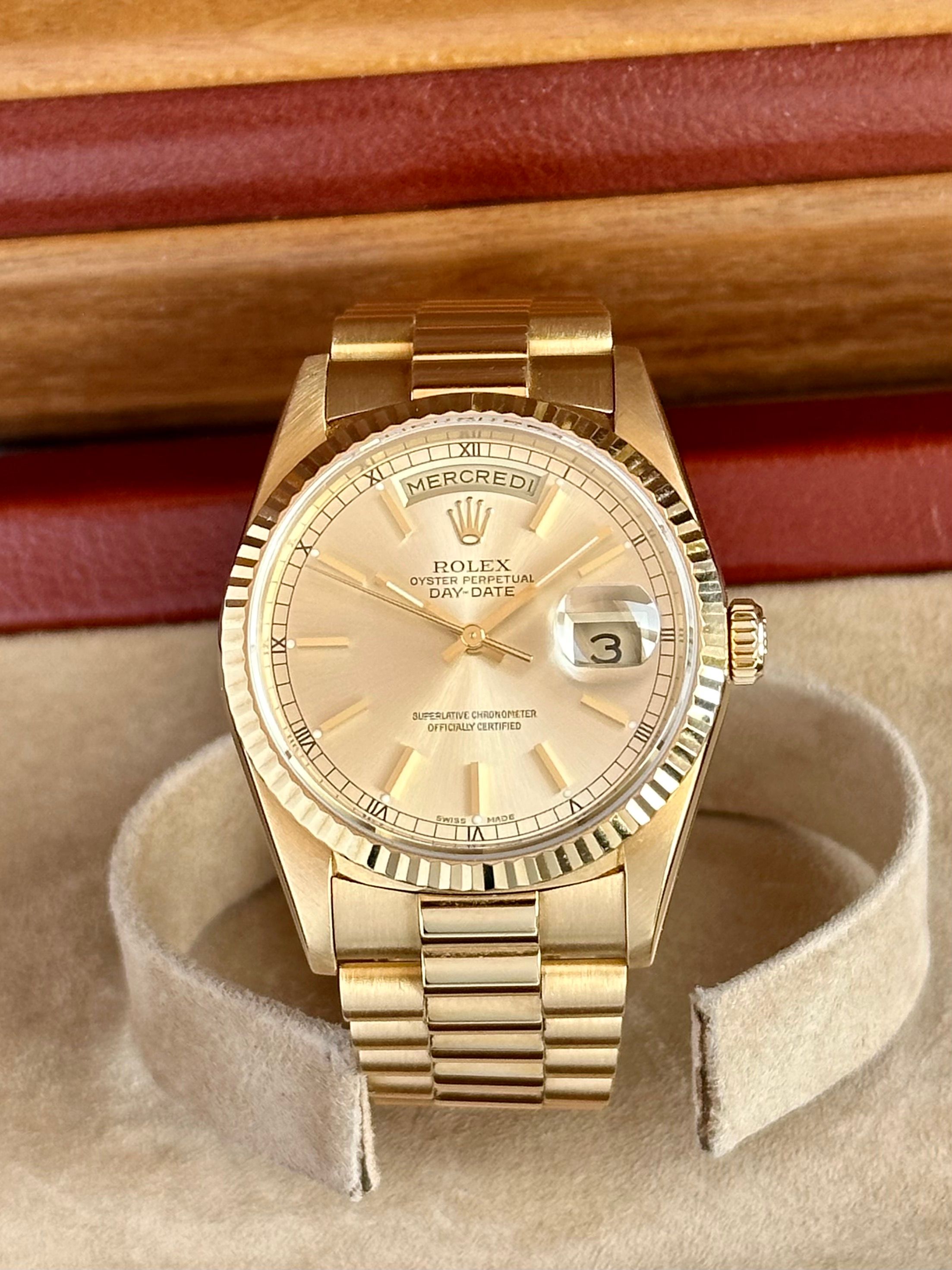 Rolex Day-Date 18238 Gold 1994 with original box and papers