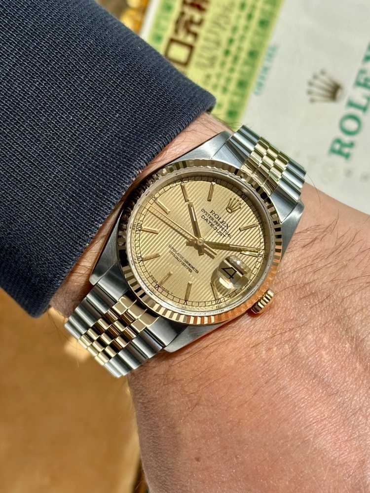 Wrist image for Rolex Datejust "Tapestry" 16233 Gold 1988 with original box and papers 2