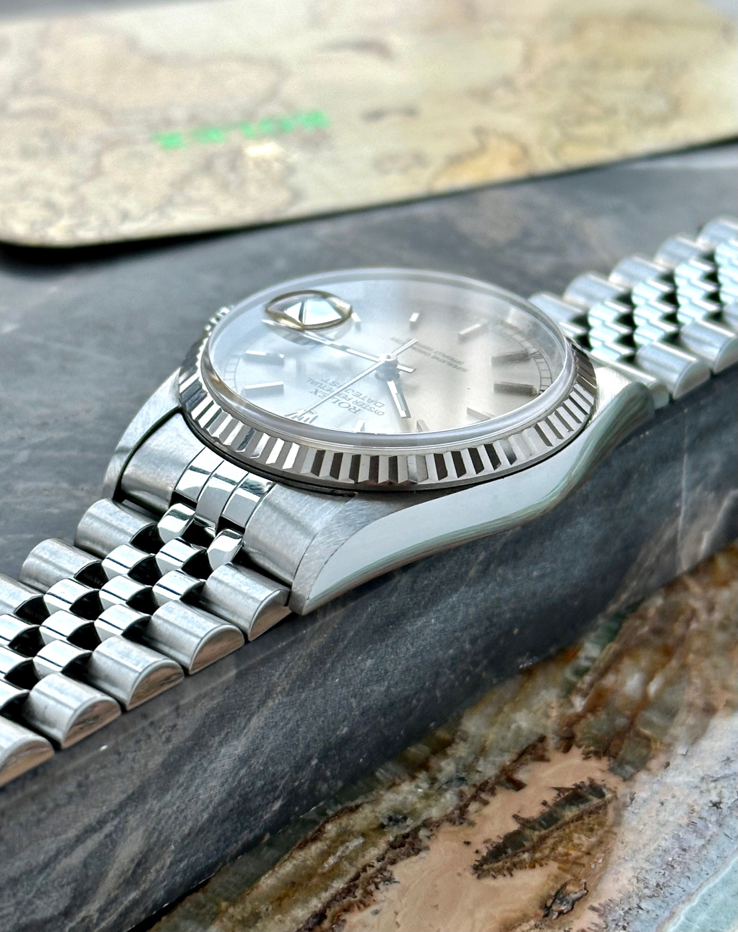 Rolex Datejust 16234 Silver 1993 with original box and papers