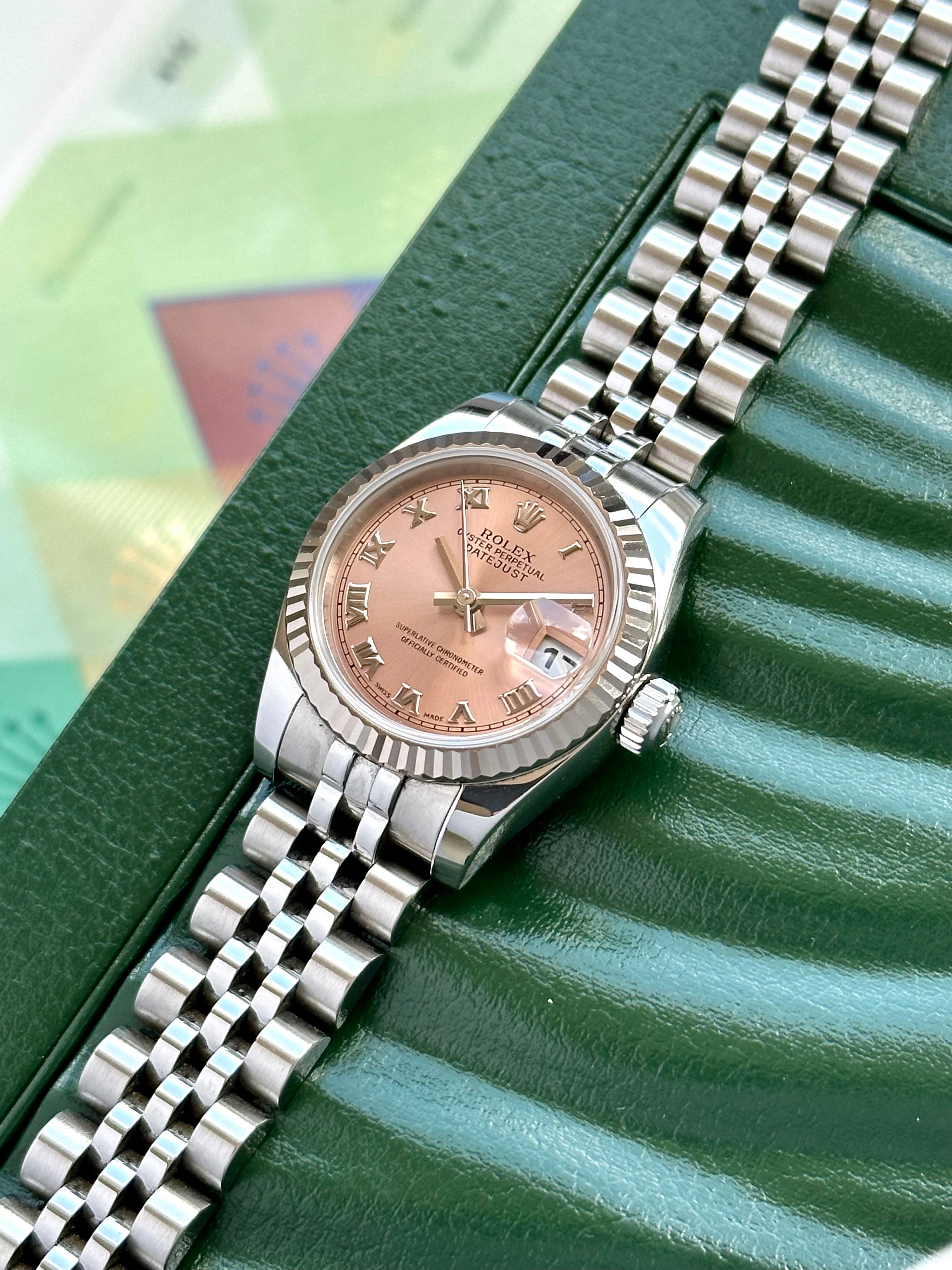 Rolex Lady-Datejust 179174 2006 with original box and papers