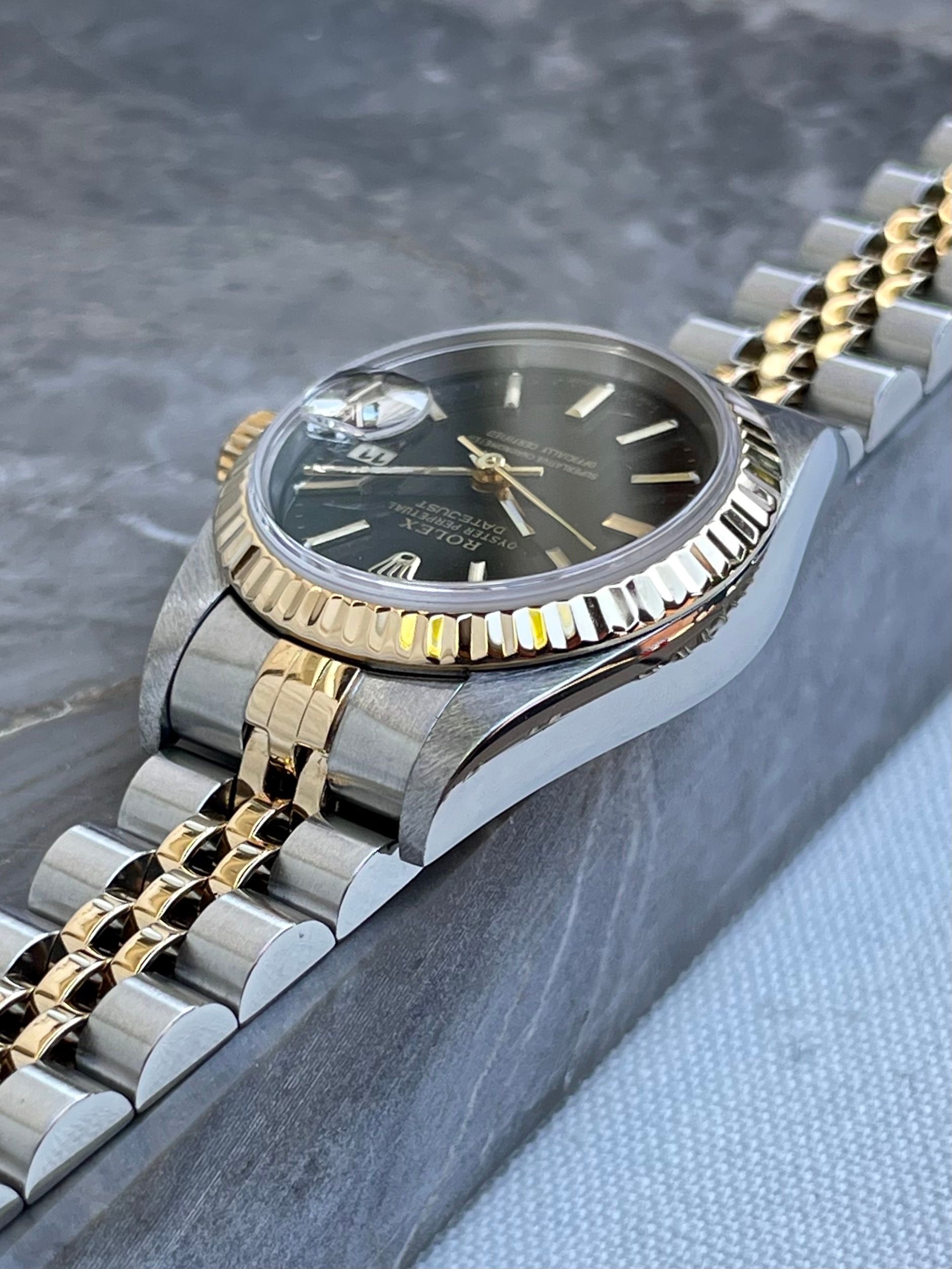 Rolex Lady Datejust 69173 Black 1998 with original box and papers