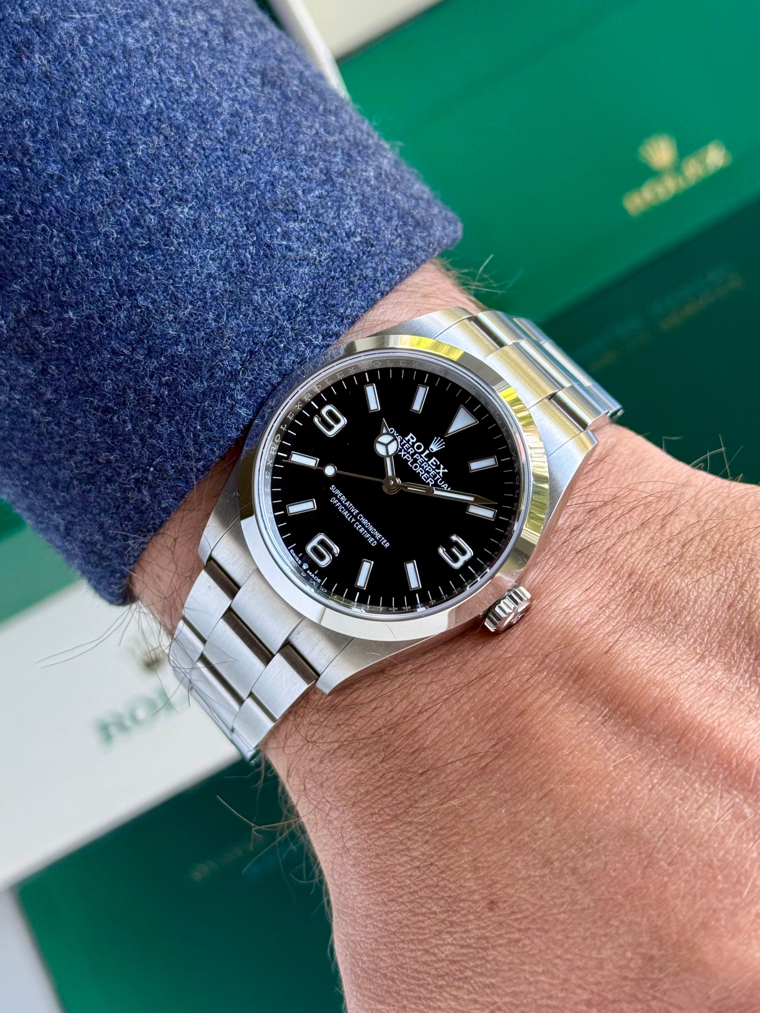 Rolex Explorer 124270 Black 2024 with original box and papers