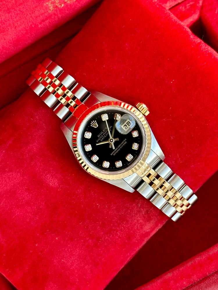 Wrist image for Rolex Lady-Datejust "Diamond" 79173G Black 1999 with original box and papers