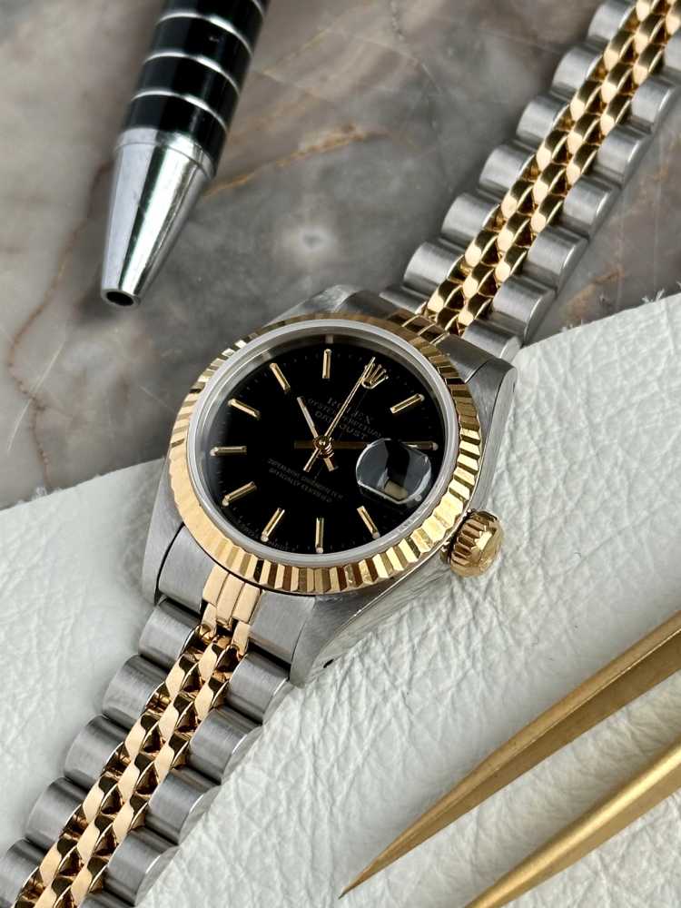 Detail image for Rolex Lady-Datejust 69173 Black 1990 with original box and papers