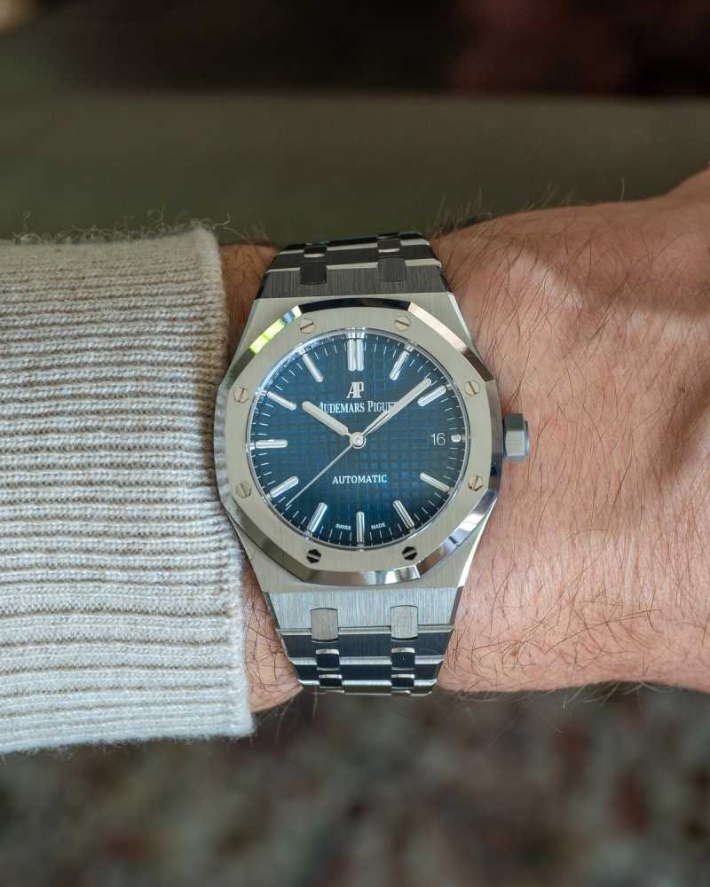 Image for Audemars Piguet Royal Oak "Blue Dial" 15450ST Blue 2020 with original box and papers