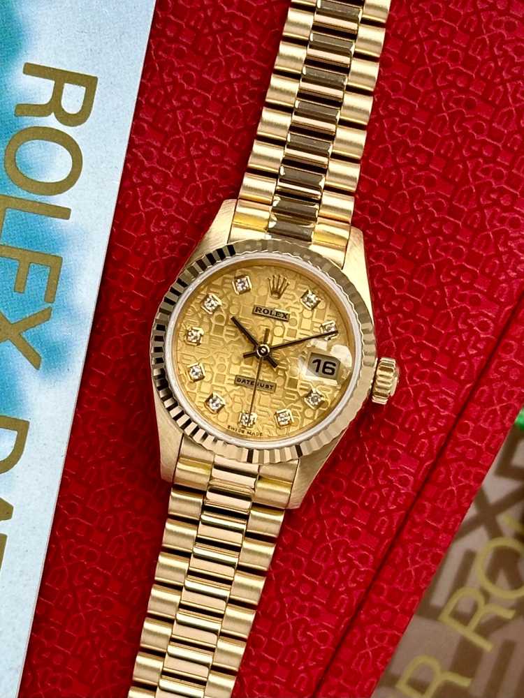 Featured image for Rolex Lady-Datejust "Diamond" 79178 Gold 1999 with original box and papers