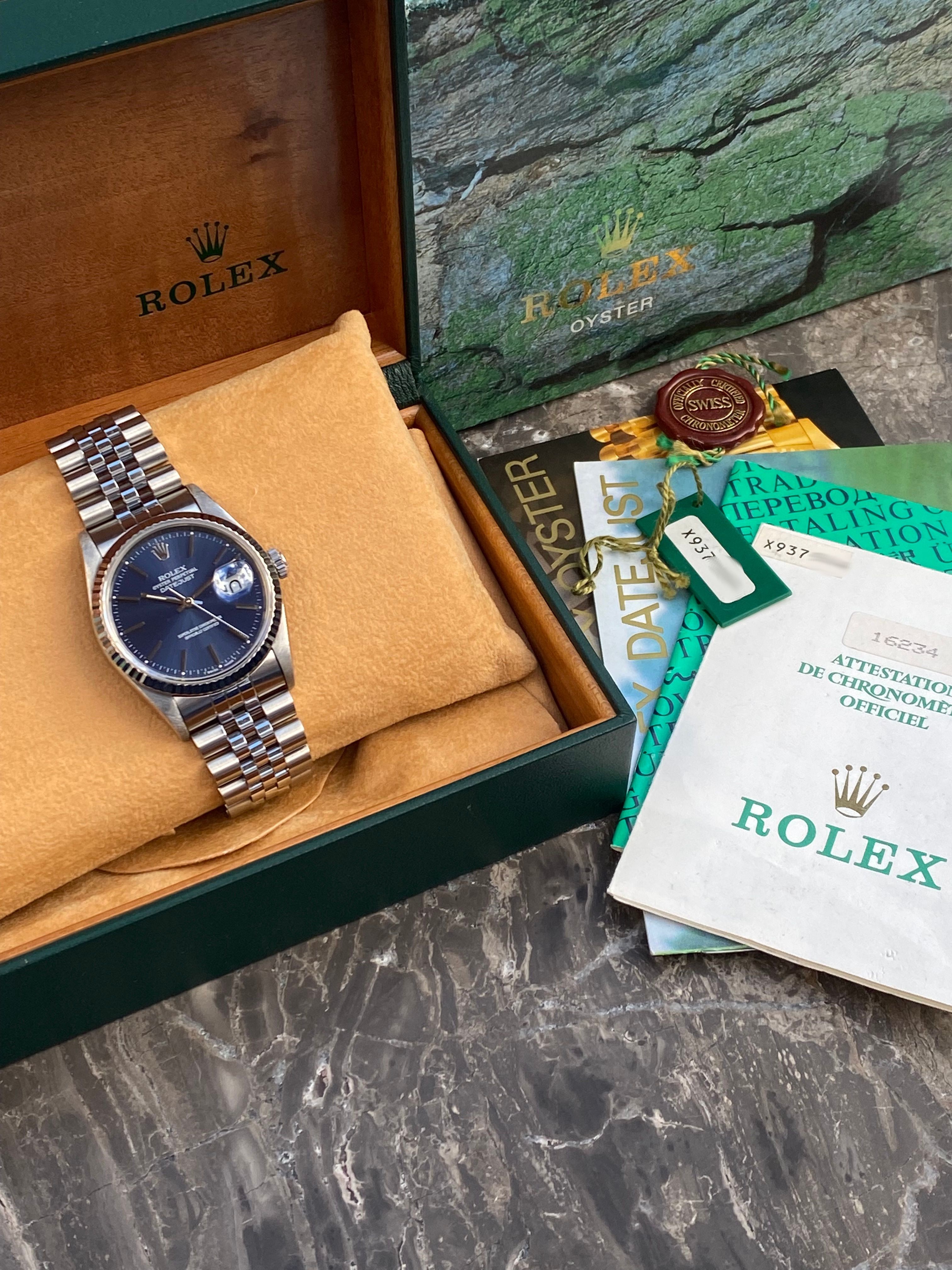 ROLEX コレクションボックス 紺系 ROLEX コレクションボックス 紺系 New watches 2025 - 新モデルを見る