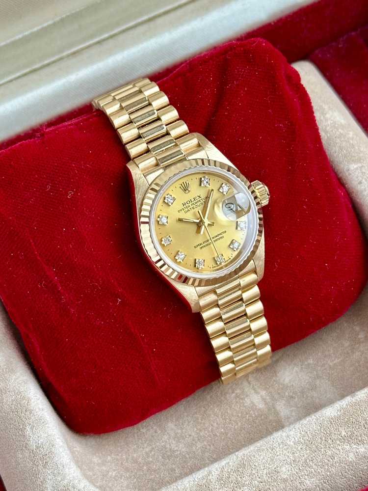 Wrist shot image for Rolex Lady-Datejust "Diamond" 69178G Gold 1989 with original box and papers 3