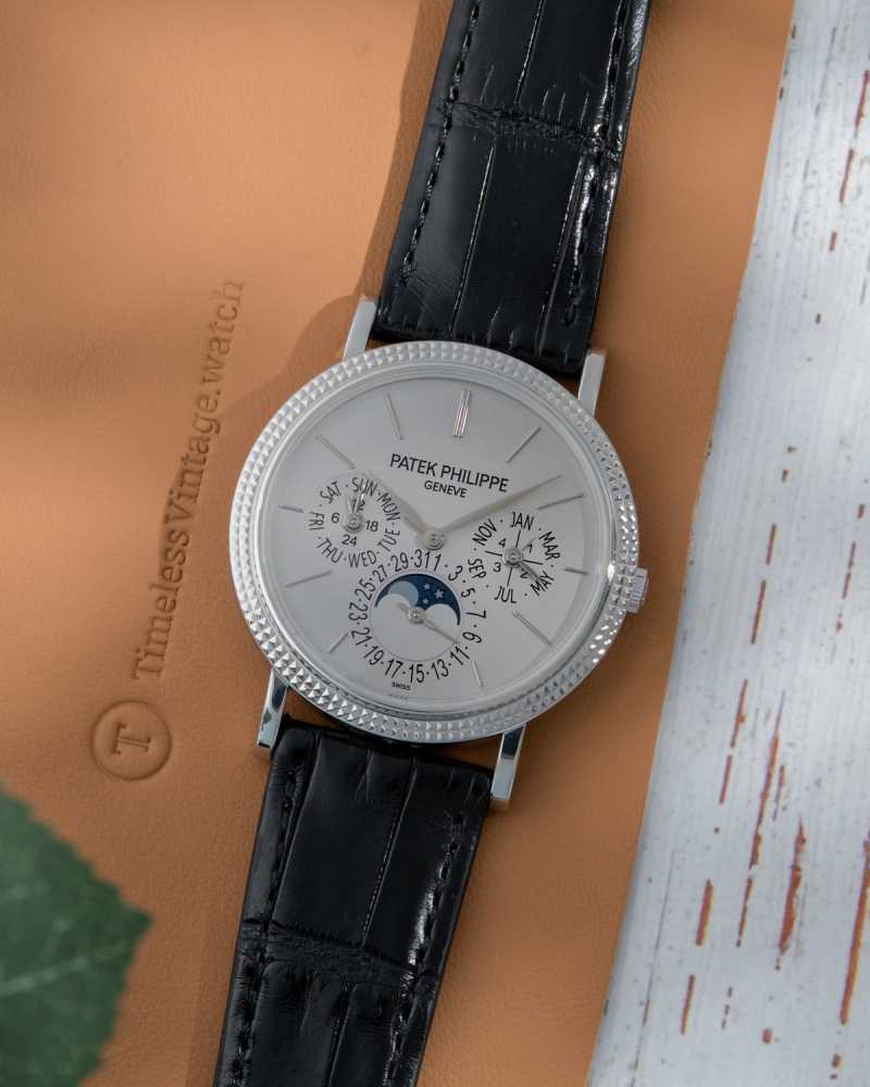 Featured image for Patek Philippe Perpetual Calendar 5139G Grey +/- 2008 with original box and papers