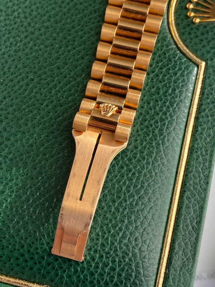 Image for Rolex MB Day-Date 118238 Gold 2000 with original box and papers