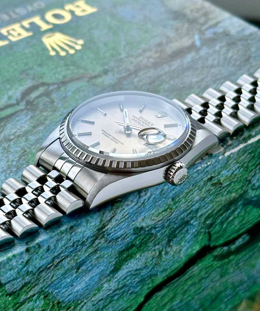 Image for Rolex Datejust 16220 Silver 1999 with original box and papers