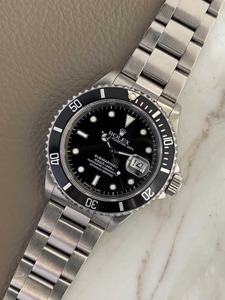 Rolex Submariner 16610 Black 1995