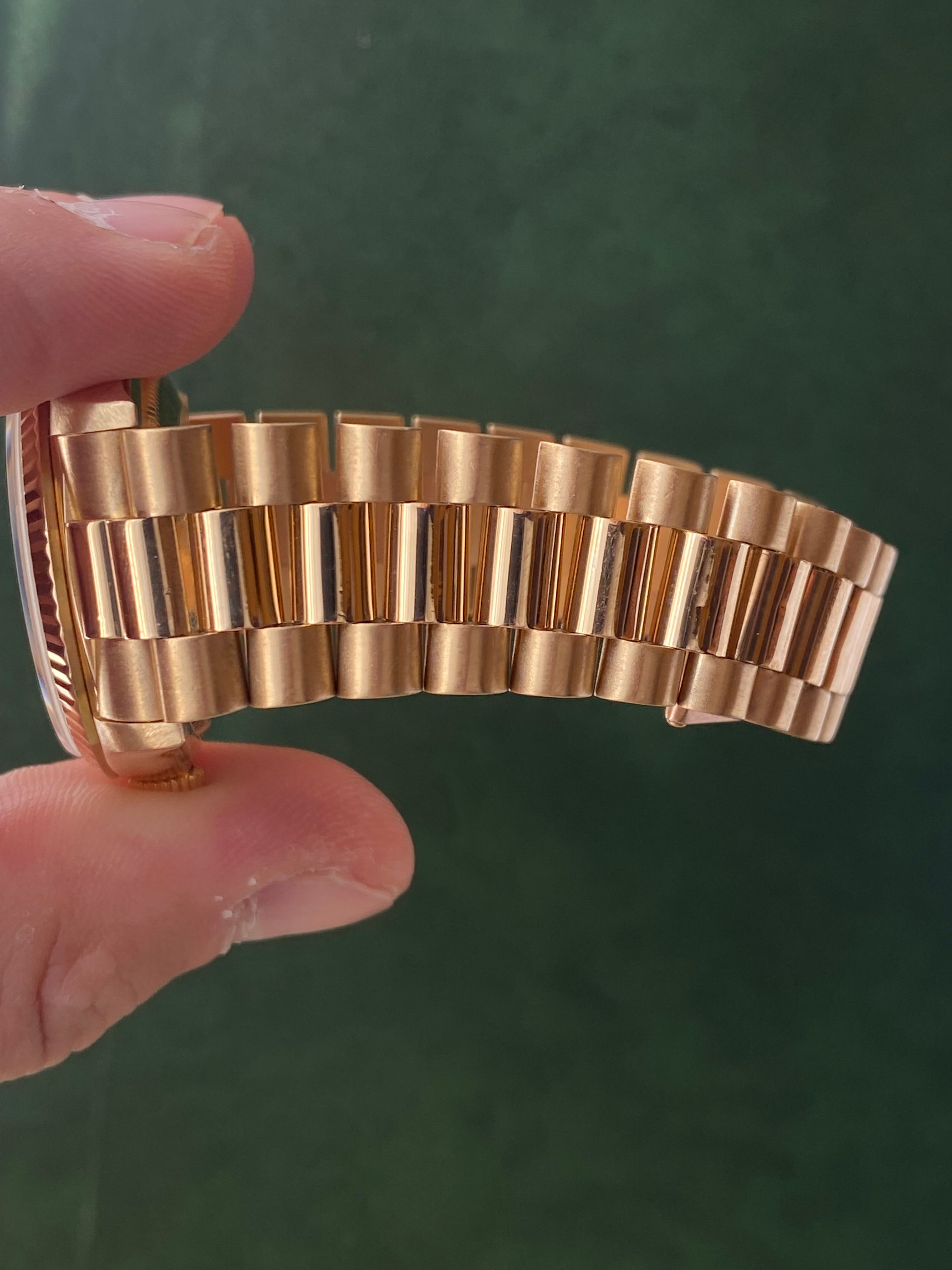 Rolex Day-Date 18238 Gold 1995 with original box and papers