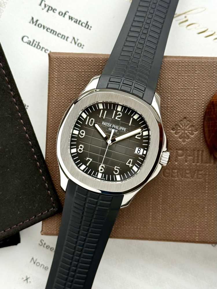 Featured image for Patek Philippe Aquanaut 5167 Black 2011 with original box and papers