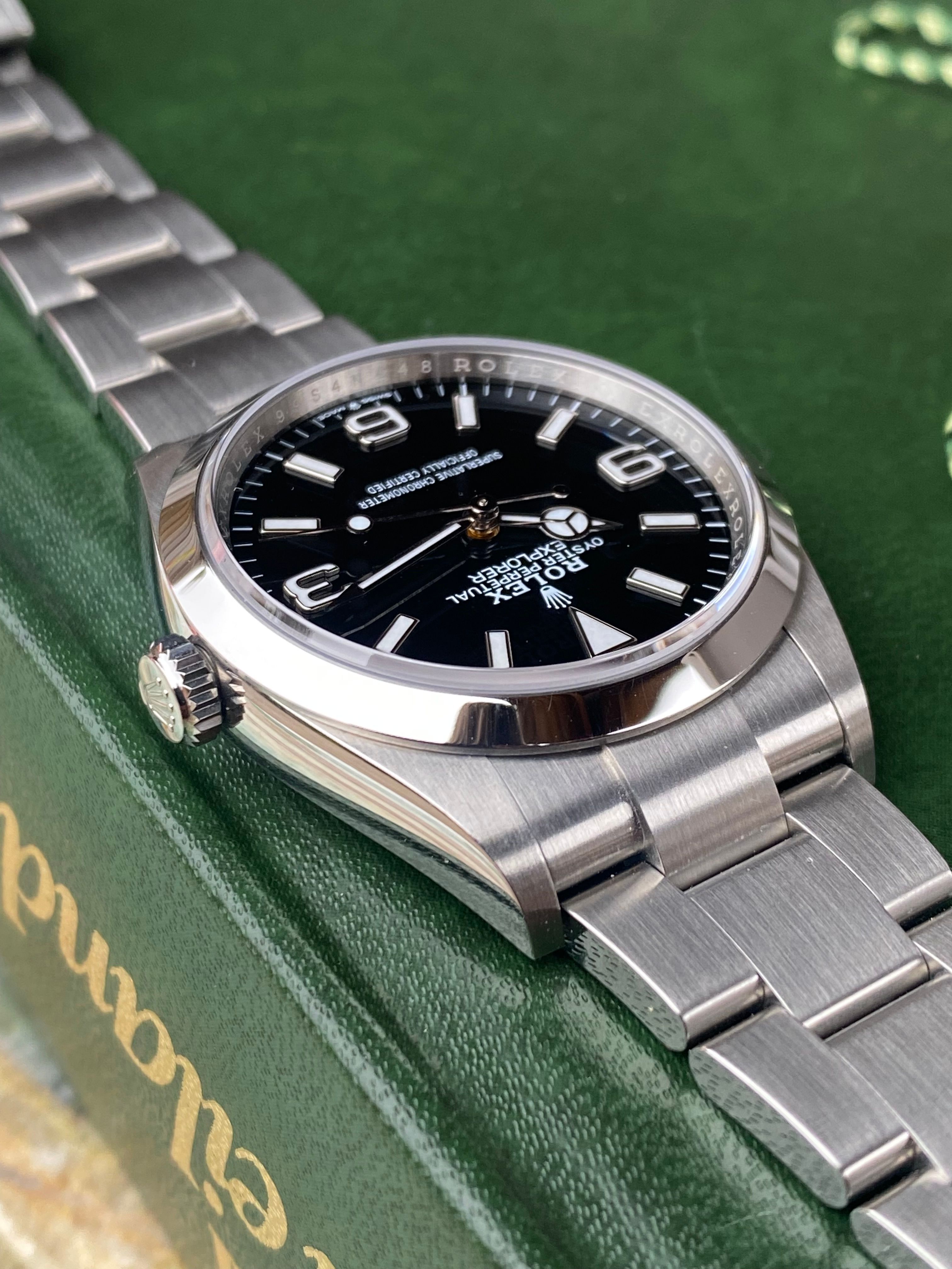 Rolex Explorer 124270 Black 2021 with original box and papers