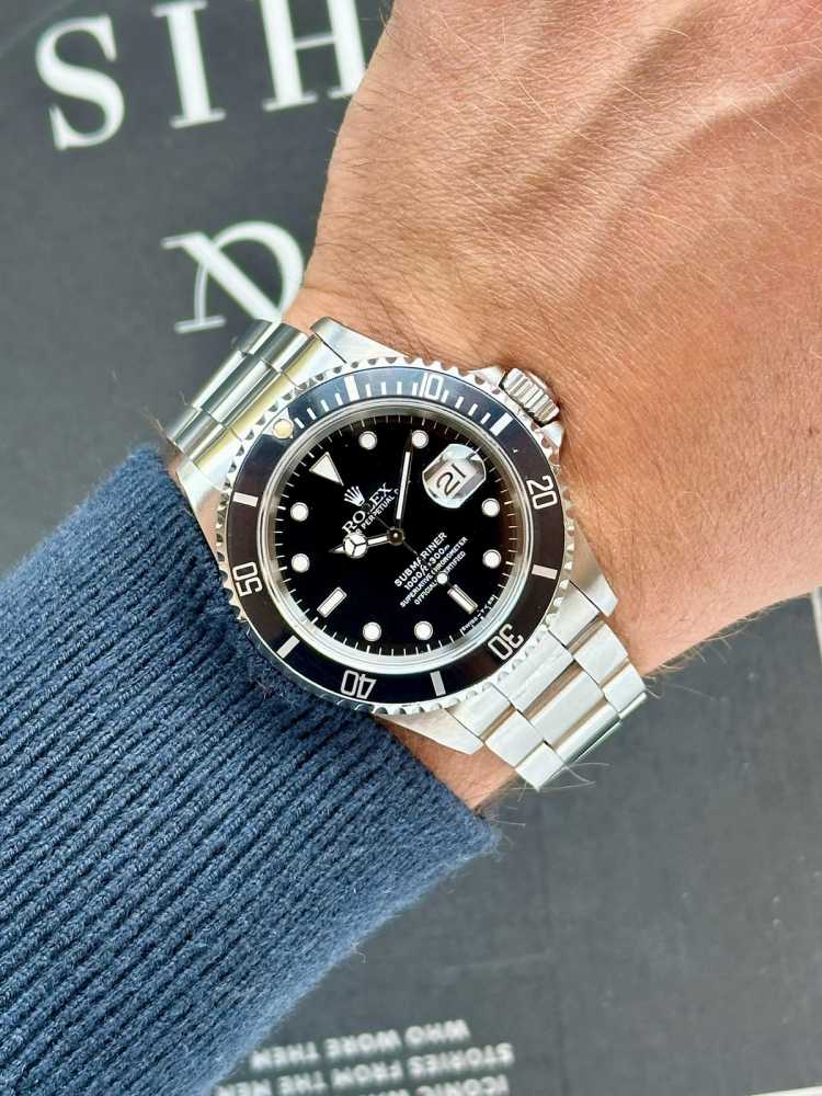 Wrist shot image for Rolex Submariner 16610 Black 1991 6