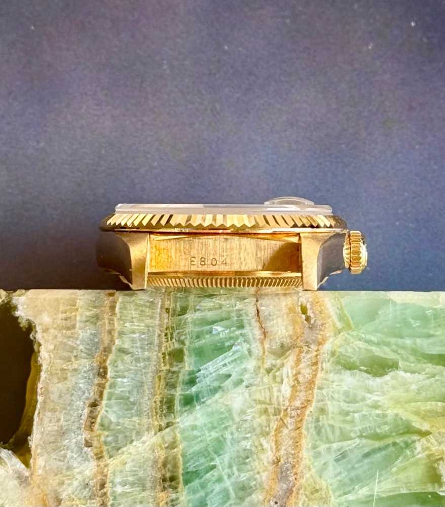 Image for Rolex Day-Date "Tapestry" 18238 Gold 1990 with original box and papers