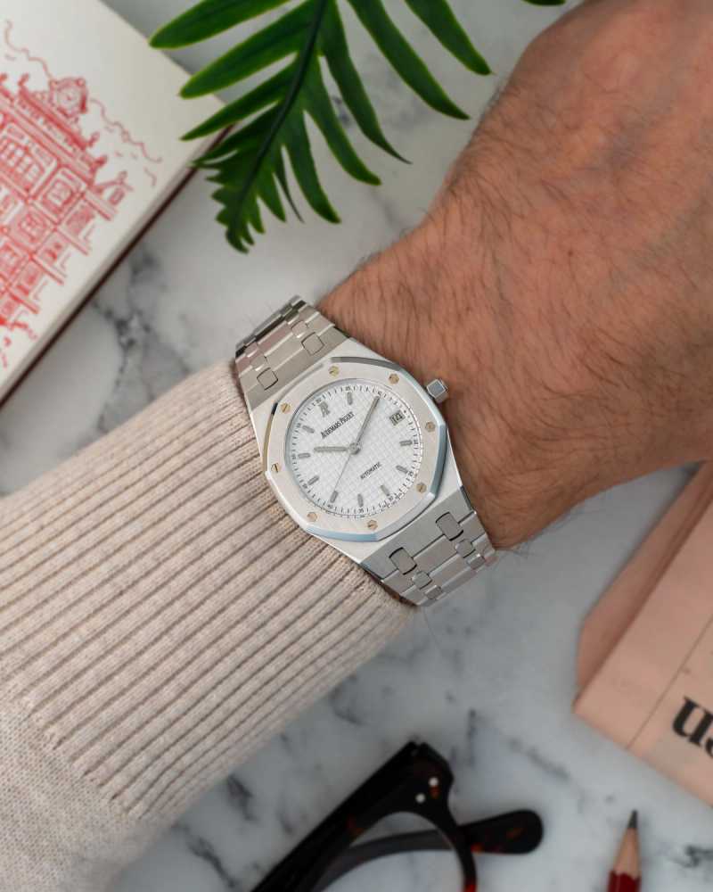 Wrist shot image for Audemars Piguet Royal Oak "MK-III dial" 14790ST White 2004 with original box and papers