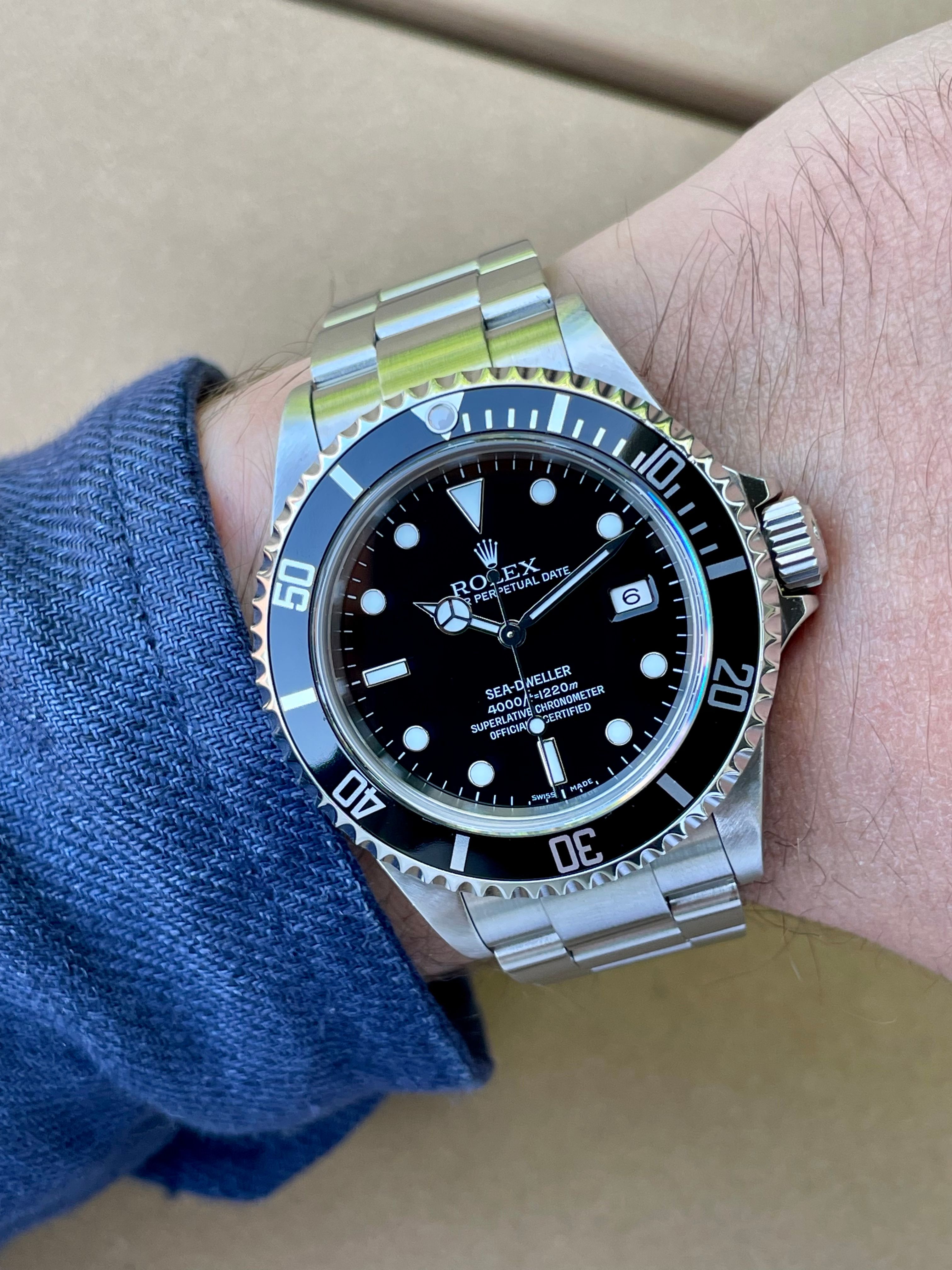 Rolex Sea Dweller 16600 Black 2008 with original box and papers