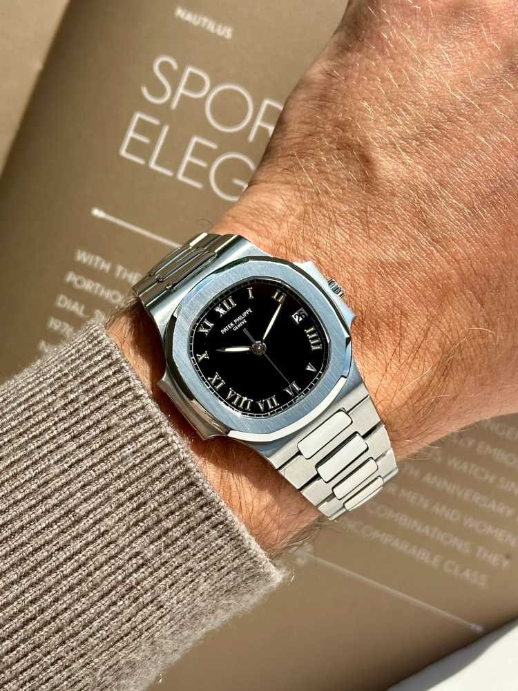 Wrist image for Patek Philippe Nautilus 3800 Black 2002 with original box and papers