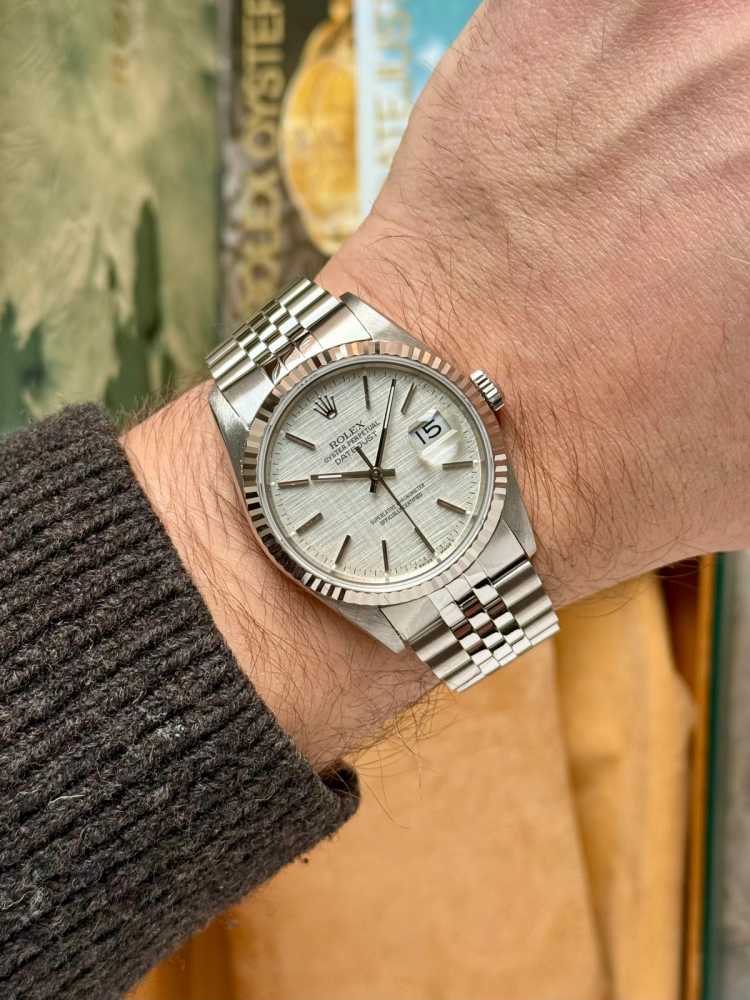 Wrist shot image for Rolex Datejust "Linen" 16234 Silver Linen 1989 with original box and papers 2