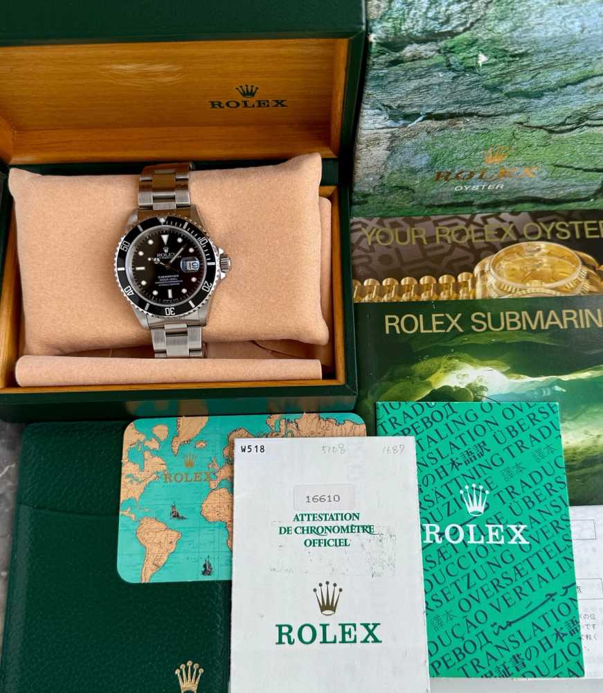 Image for Rolex Submariner 16610 Black 1995 with original box and papers