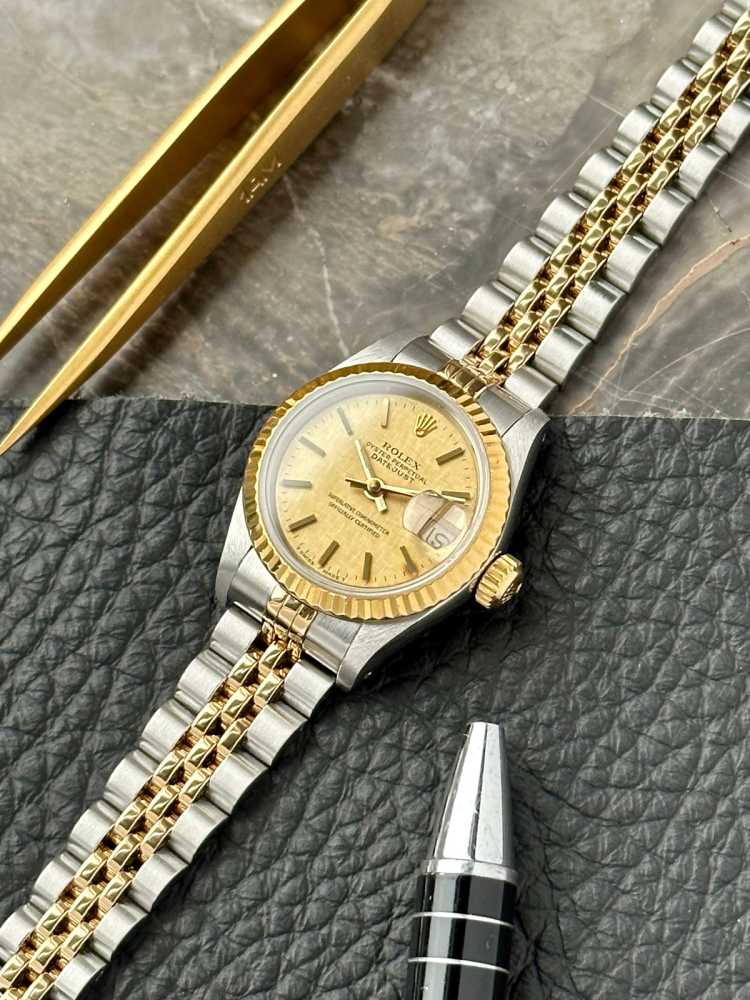 Image for Rolex Lady-Datejust 69173 Gold 1990 with original box and papers