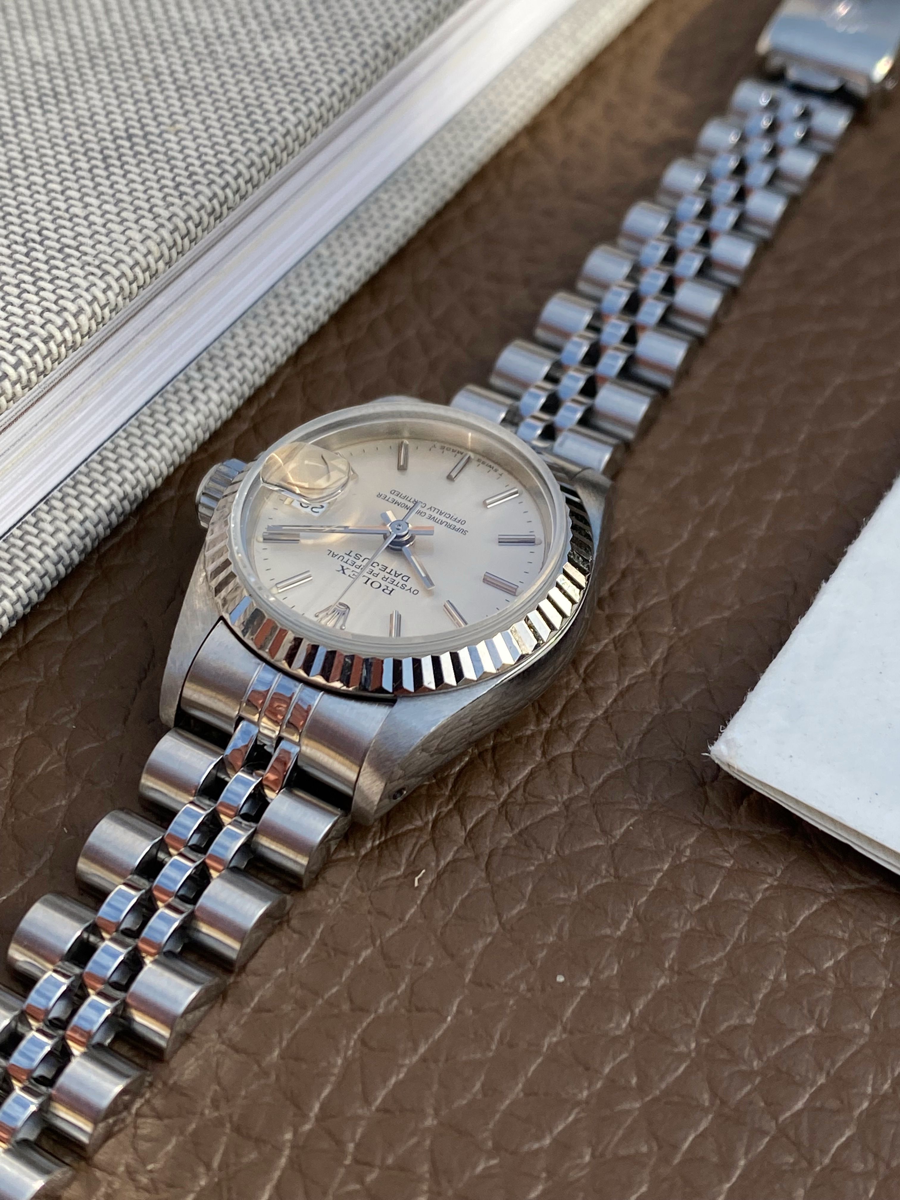 Rolex Lady Datejust 69174 Silver 1993 with original box and papers