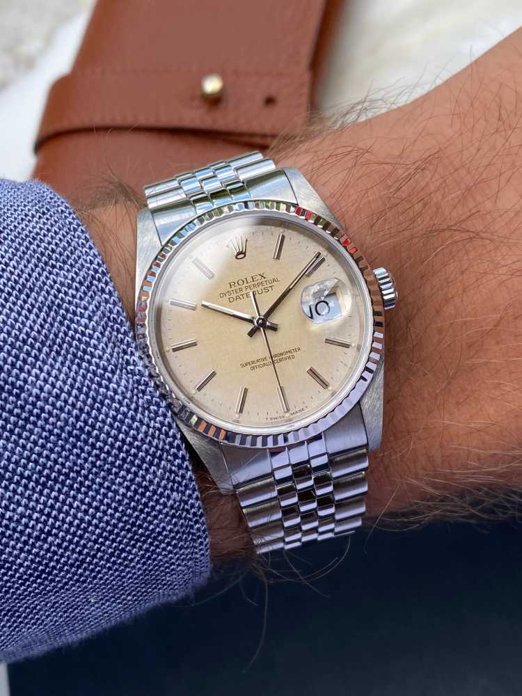 Wrist shot image for Rolex Datejust "Linen" 16234 Silver Linen 1989 with original box and papers2