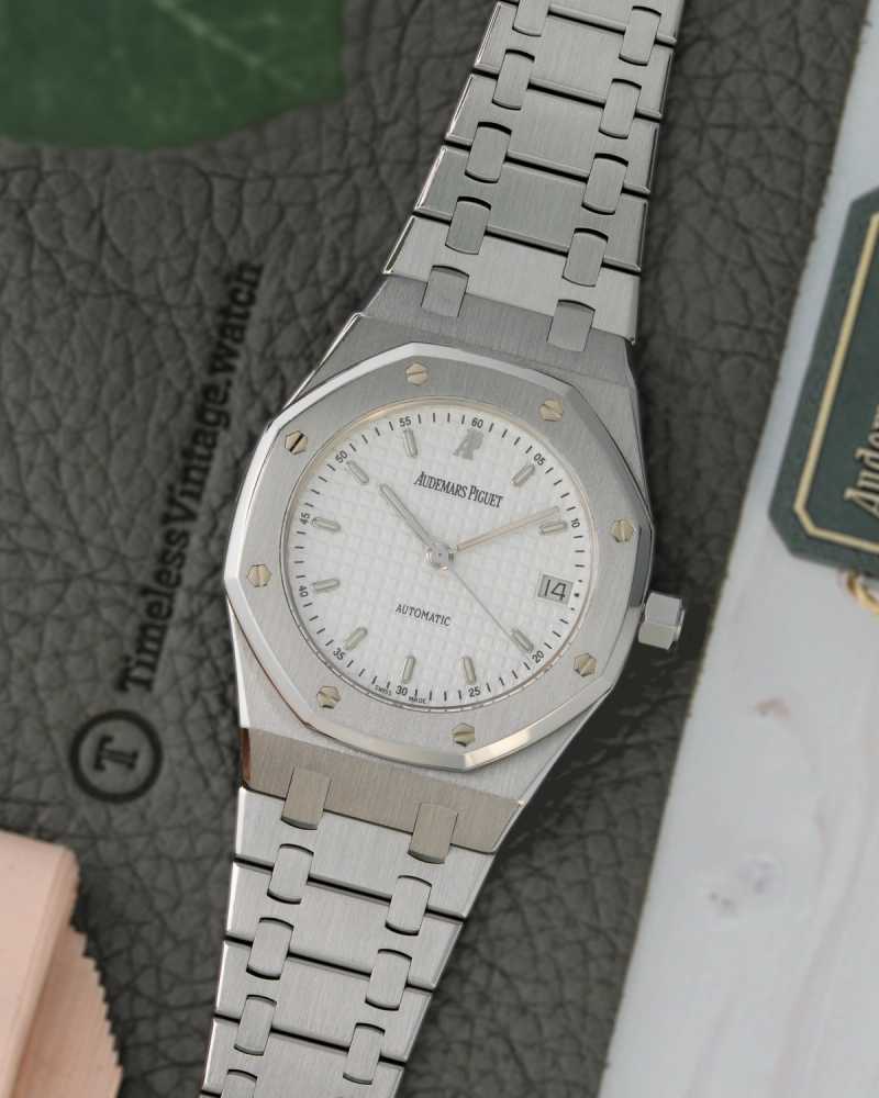 Featured image for Audemars Piguet Royal Oak "MK-III dial" 14790ST White 2003 with original box and papers