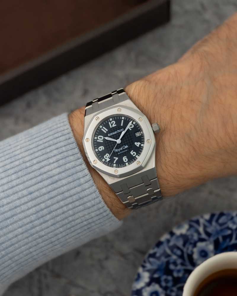 Wrist shot image for Audemars Piguet Royal Oak PLATINUM-STEEL "Nick Faldo" 15190SP Silver 2003 with original box and papers