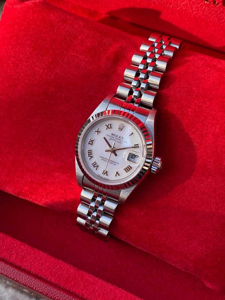 Detail image for Rolex Lady Datejust "Deco MOP" 79174 Mother of Pearl 2001 with original box and papers