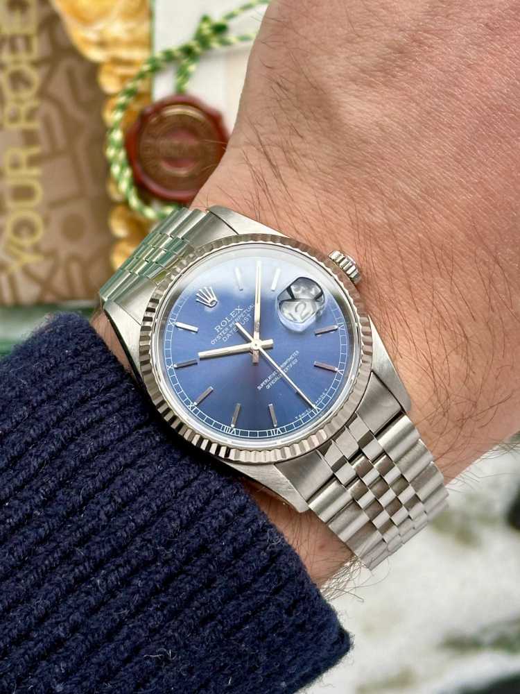 Wrist image for Rolex Datejust 16234 Blue 1991 with original box and papers 5