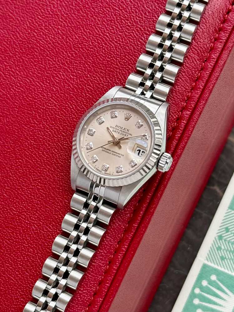 Detail image for Rolex Lady-Datejust "Diamond" 69174G Silver 1996 with original box and papers