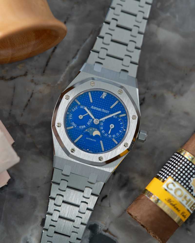 Featured image for Audemars Piguet Royal Oak 25594ST "Yves Klein" Grey 2003 with original box and papers