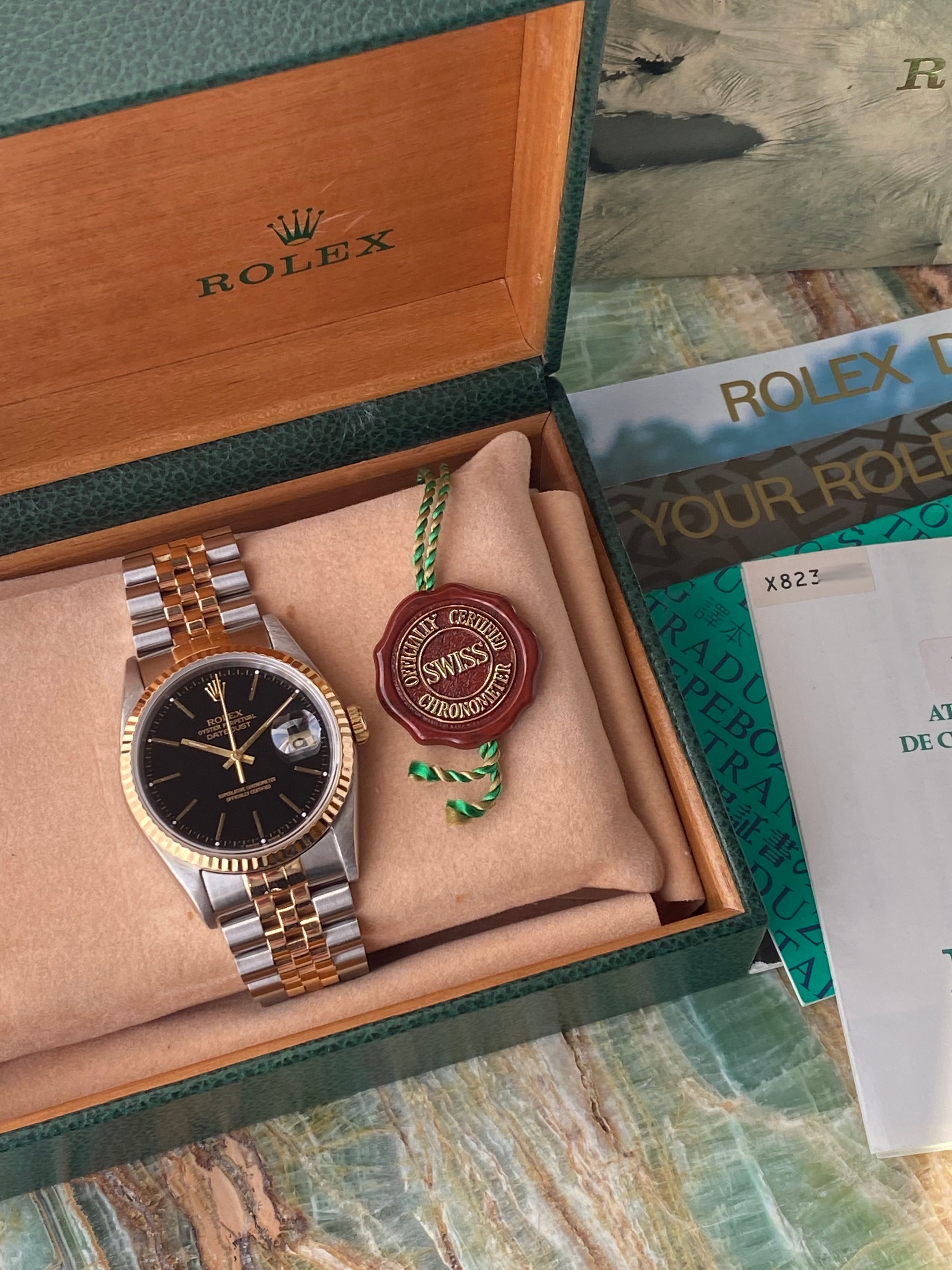 Rolex Datejust 16233 Black 1991 with original box and papers