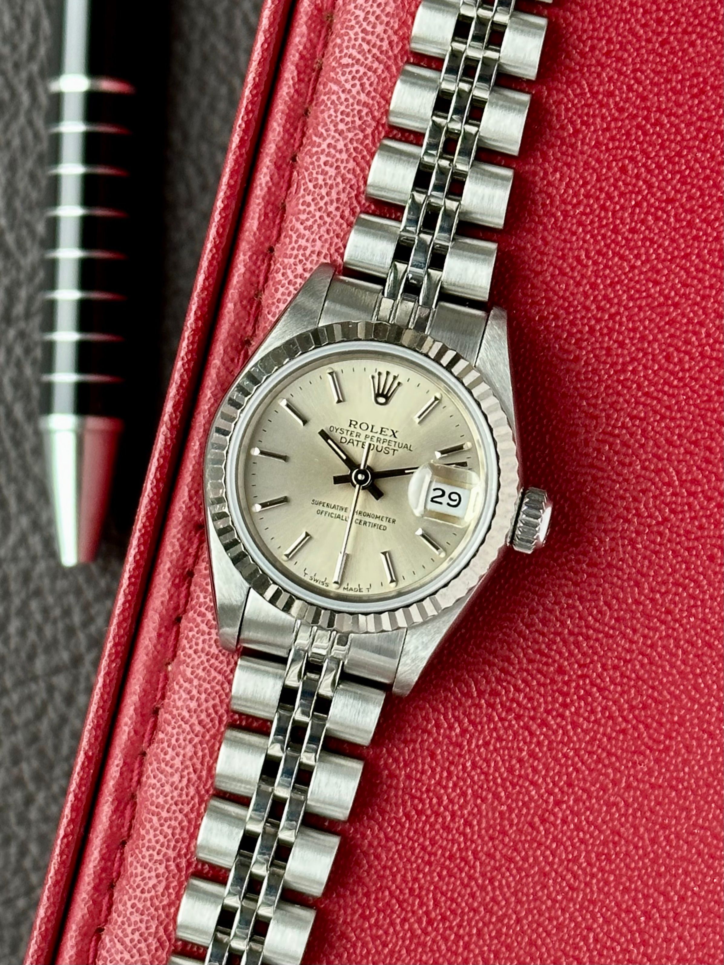 Rolex Lady Datejust 69174 Silver 1991 with original box and papers