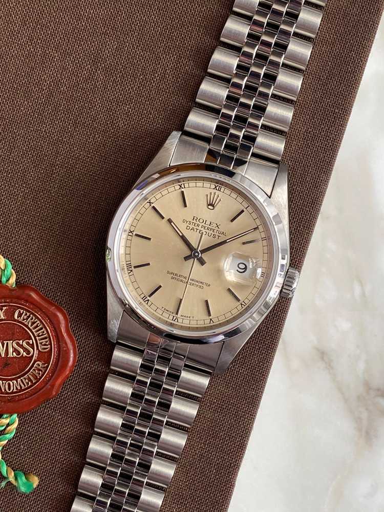 Featured image for Rolex Datejust "no holes" 16200 Silver 1995 with original box and papers