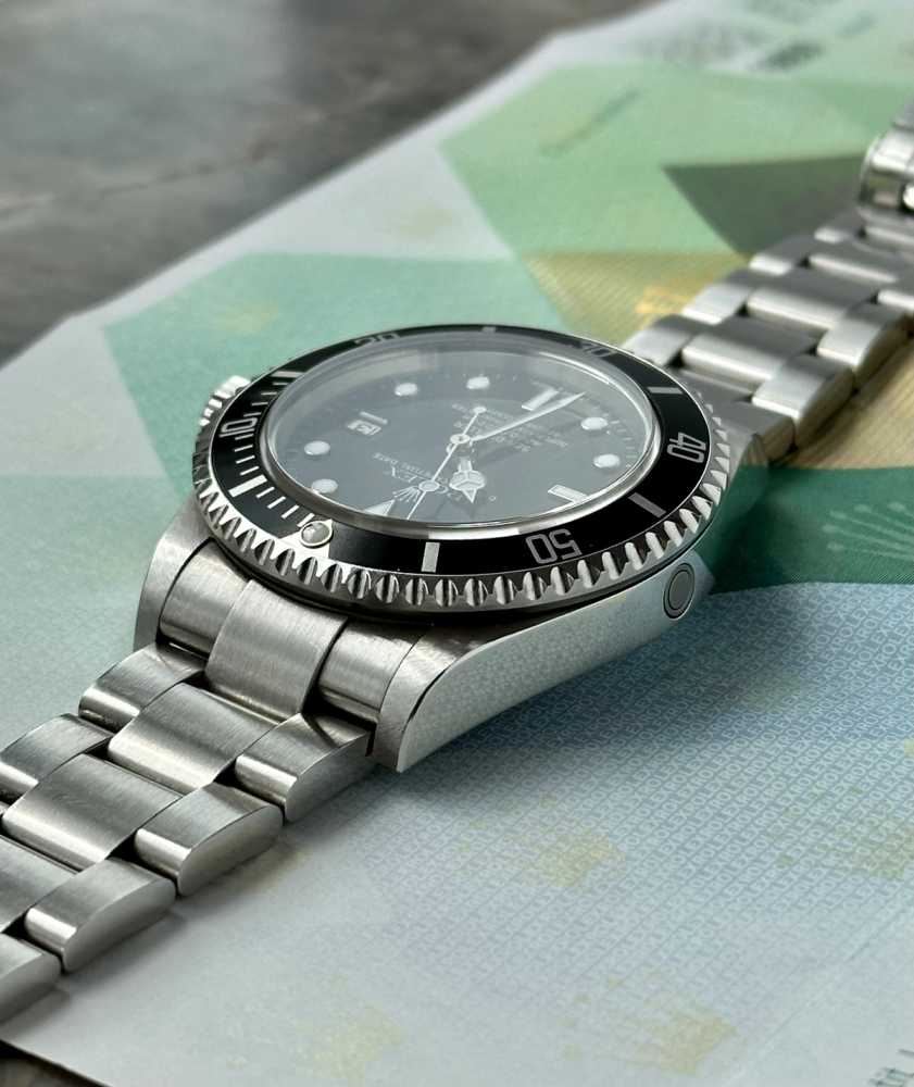 Image for Rolex Sea-Dweller 16600 Black 2004 with original box and papers