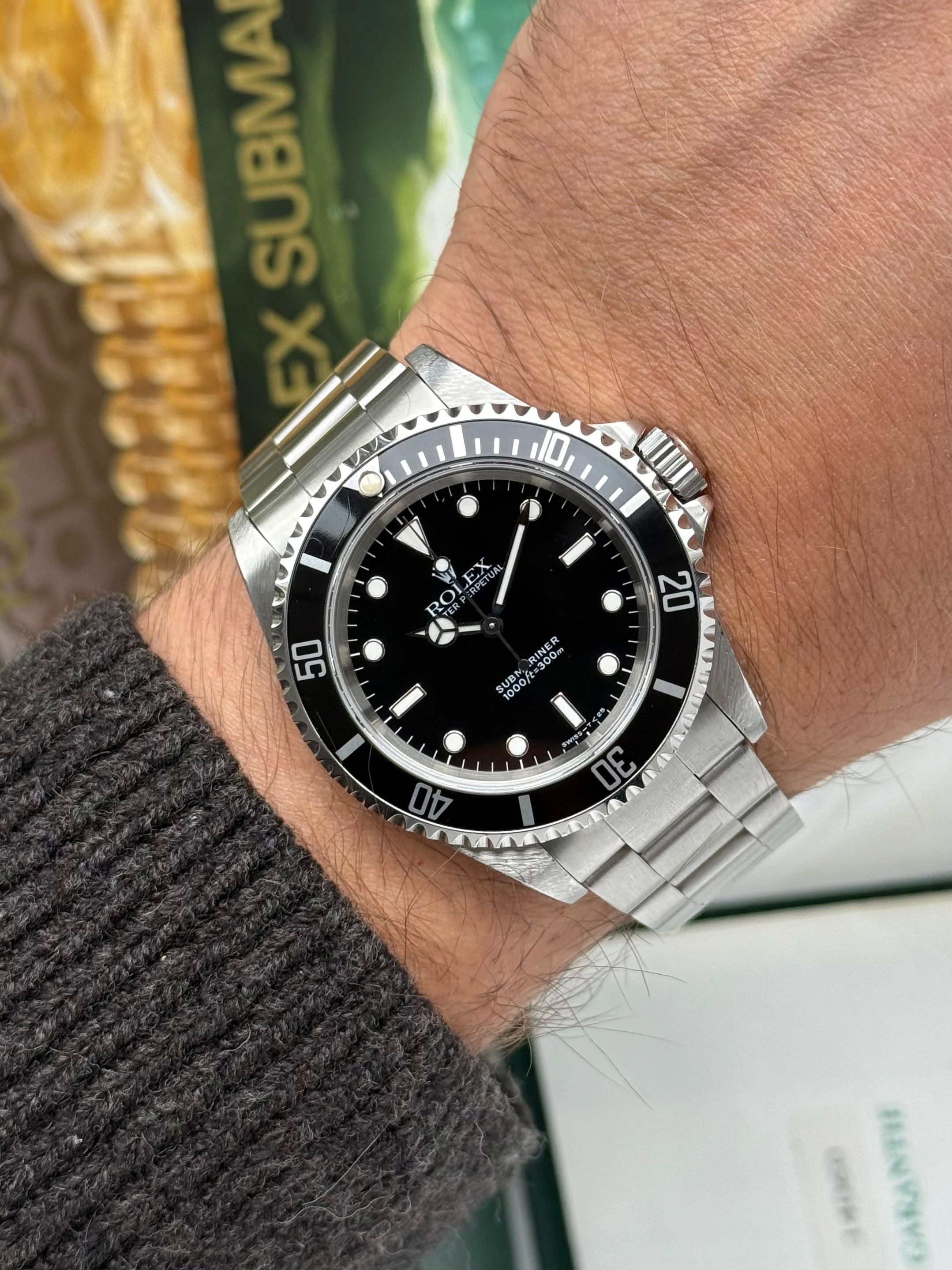 Rolex Submariner 14060 Black 1993 with original box and papers 2