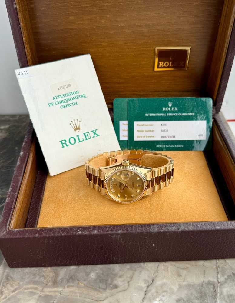 Image for Rolex Day-Date "Diamond" 18238 Gold 1995 with original box and papers