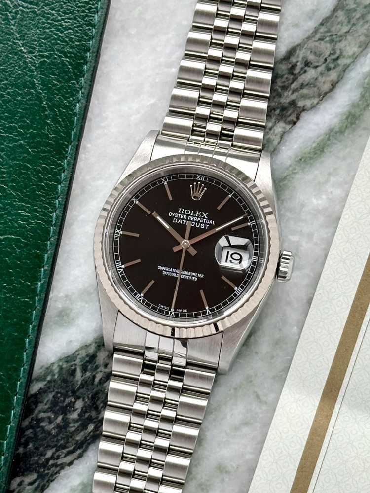 Featured image for Rolex Datejust 16234 Black 2000 with original box and papers