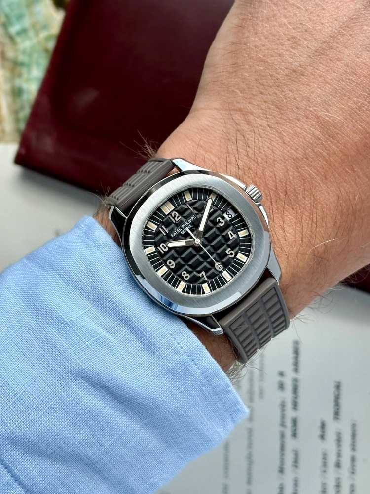 Image for Patek Philippe Aquanaut 5065 Black 2006 with original box and papers