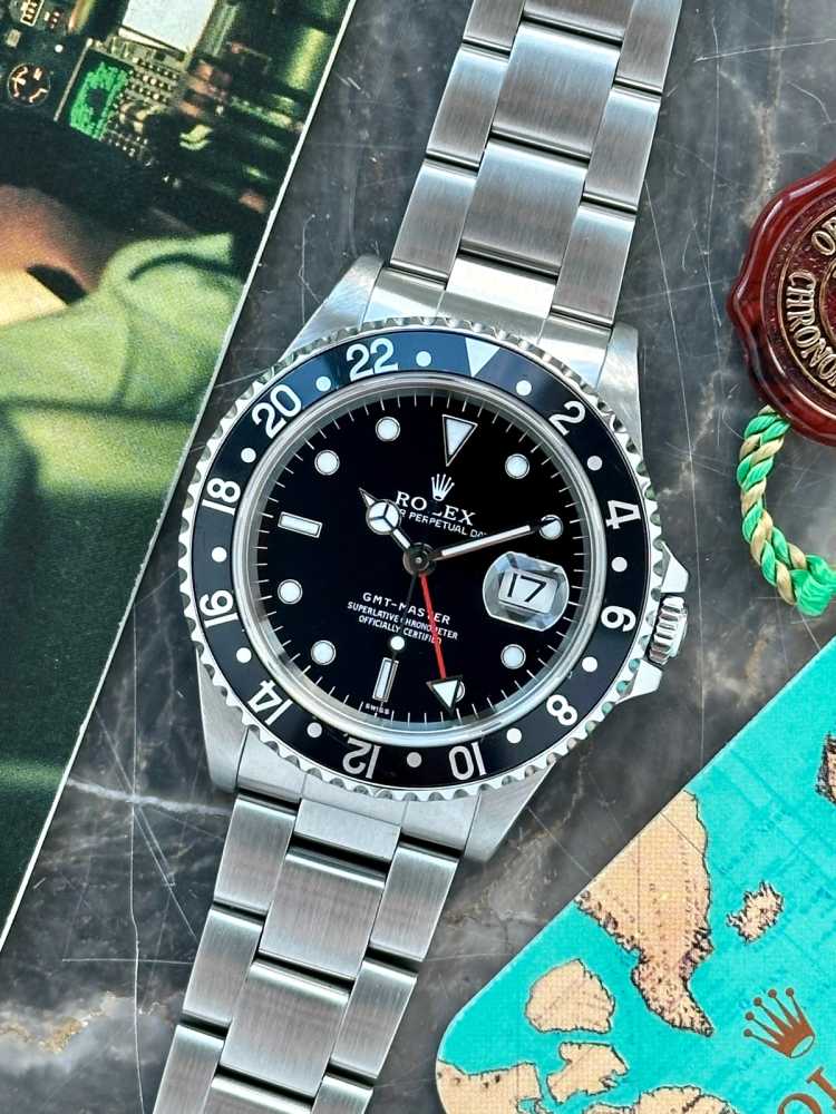 Featured image for Rolex GMT-Master "Swiss" 16700 Black 1999 with original box and papers