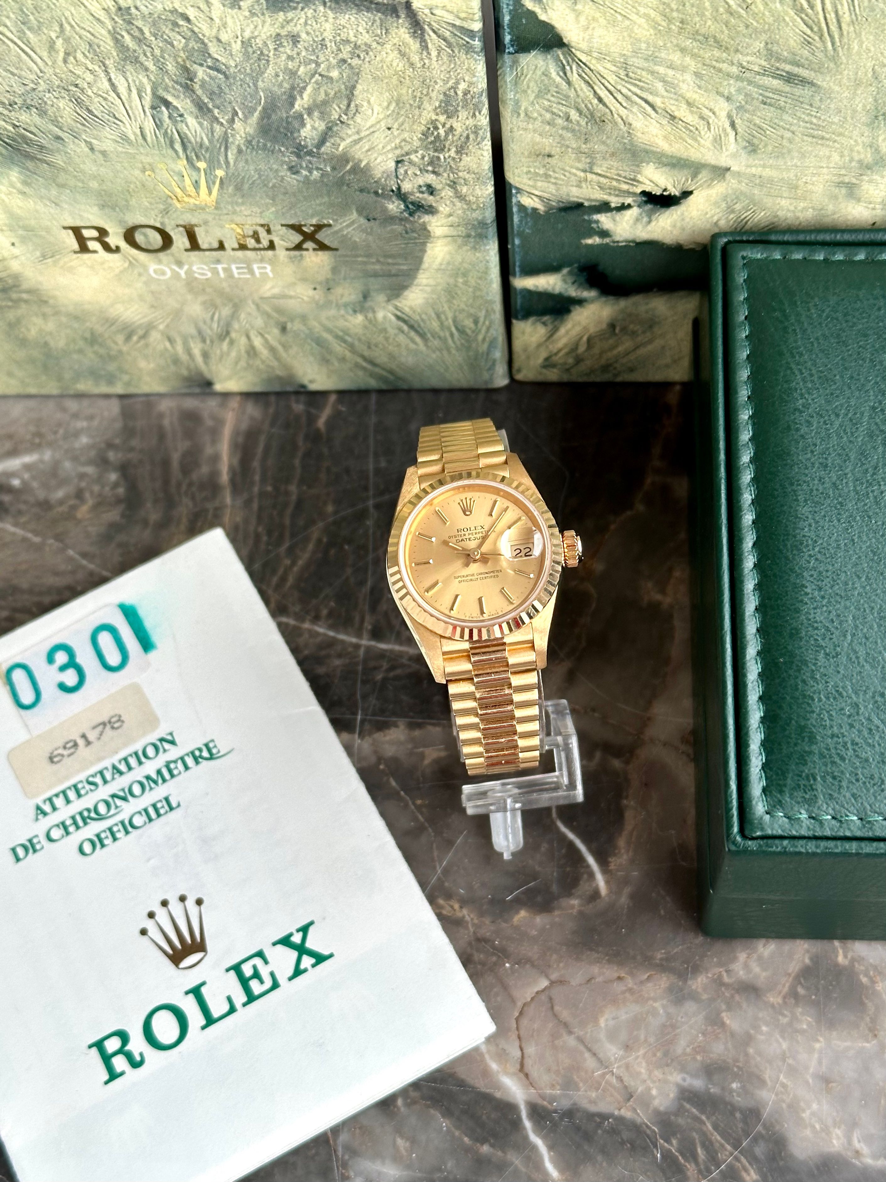 Rolex Lady-Datejust 69178 Gold 1990 with original box and papers