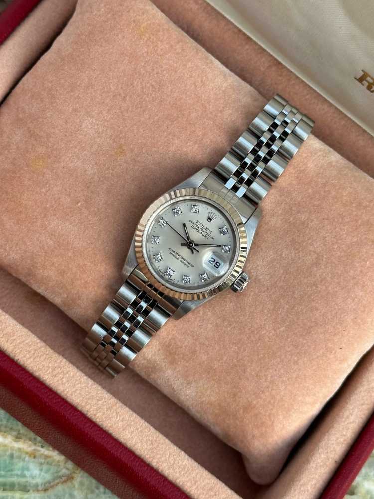 Wrist shot image for Rolex Lady Datejust "Diamond" 69174 Silver 1990 with original box and papers